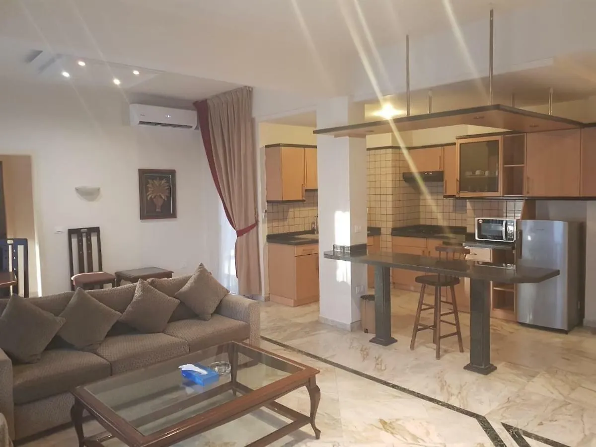 White House Apartments Beirut 0*,